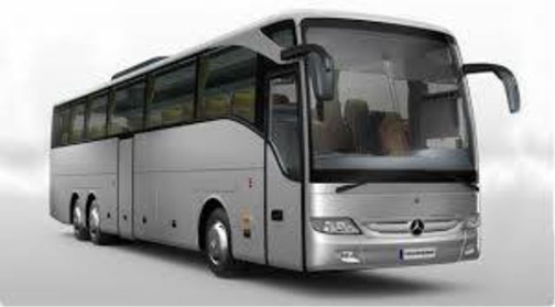 Reach your destination seamlessly by opting for Ero Carriages’ luxury minibus charter services in London